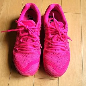 Nike air max running shoes